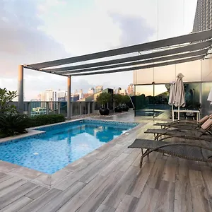Simply Comfort In J One Tower دبي